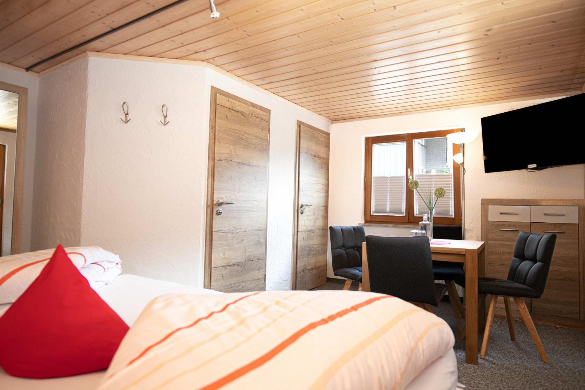 Hotel Restaurant Amadeus - Inclusive Skipass Und Vieles Mehr Bad Hindelang Exterior foto
